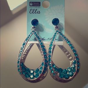 Dangling earrings